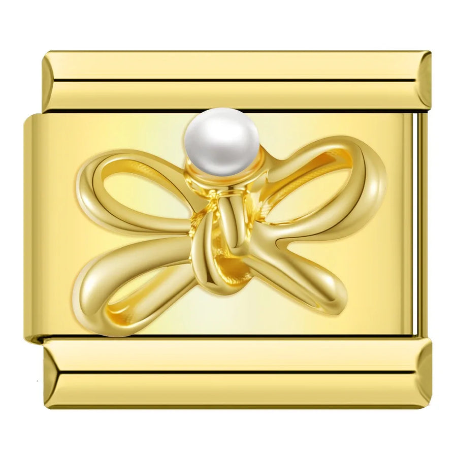 Pearl Bow in Gold